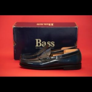 Navy blue, Mens Bass loafers, sz 10.5